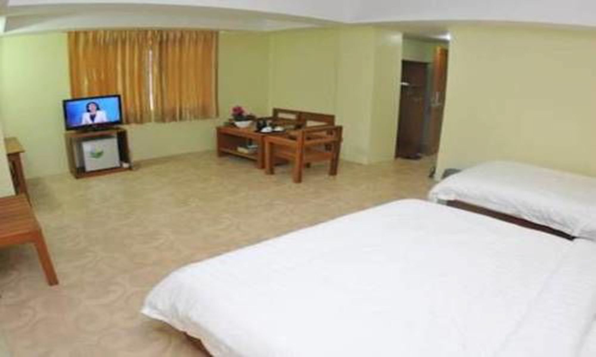 Shwe Phyu Hotel Мандалай Экстерьер фото